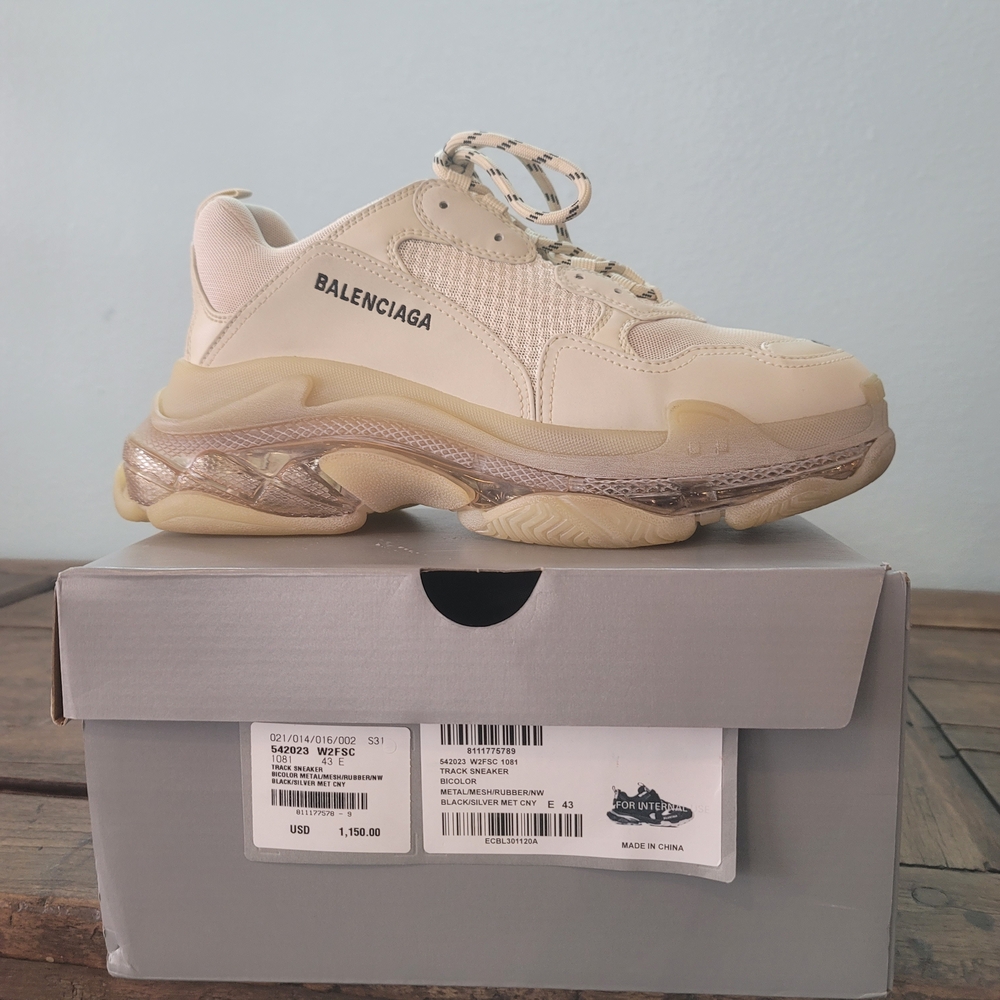 Balenciaga Mens  Beige and Cream Chunky Sneakers Size 10 Clear Sole